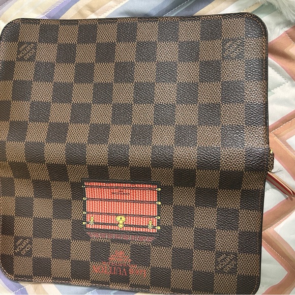 Louis Vuitton Damier Ebene Trunks & Locks Sarah Wallet - Picture 4 of 15